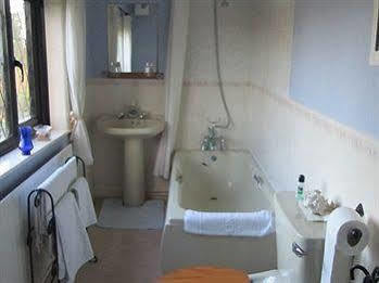 Wickham House Bed & Breakfast Cornisholme Dış mekan fotoğraf